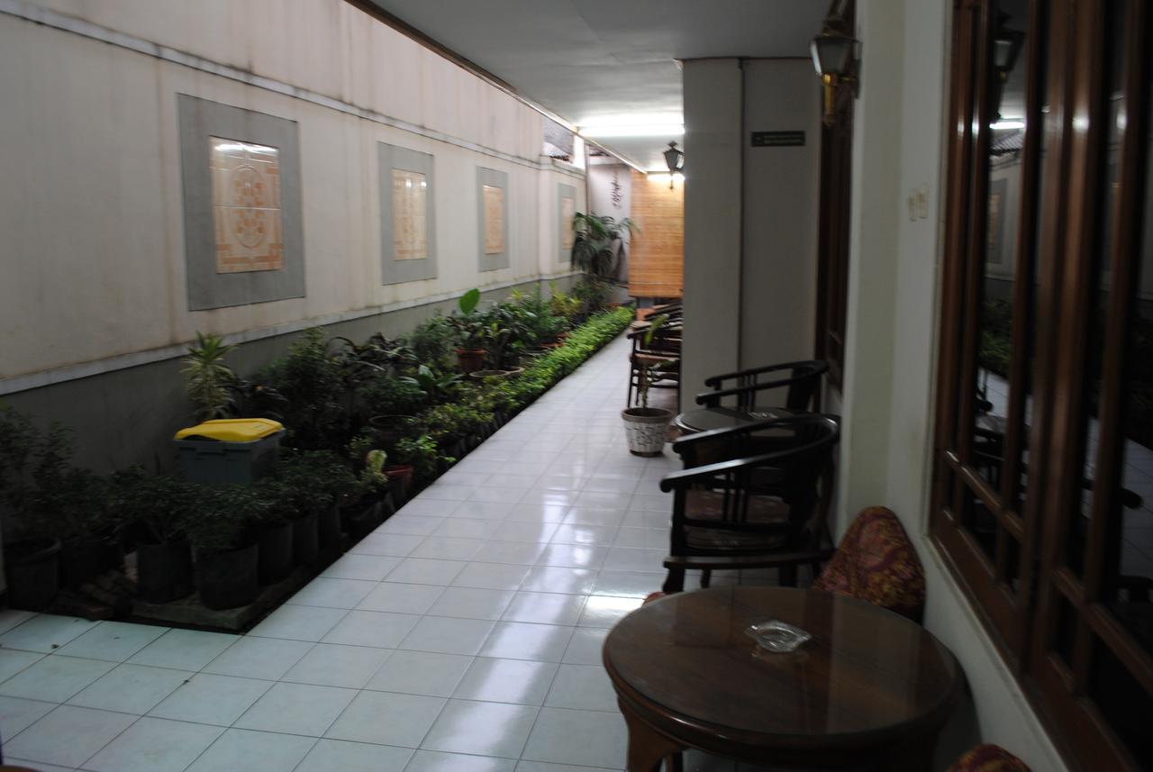 Hotel Wisata Baru Serang Exterior foto